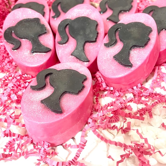 Doll Soap  - 5 Soaps included in this Bundle. NEW ITEM - Picture 2 of 5